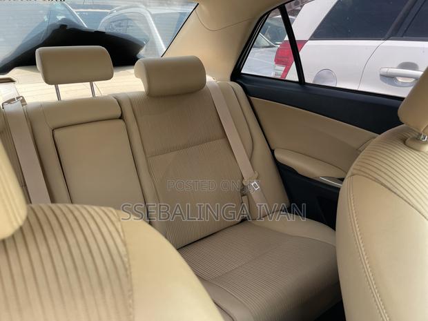 Toyota Premio 2017 Maroon