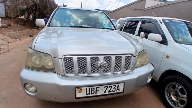 Toyota Kluger 2007 Silver
