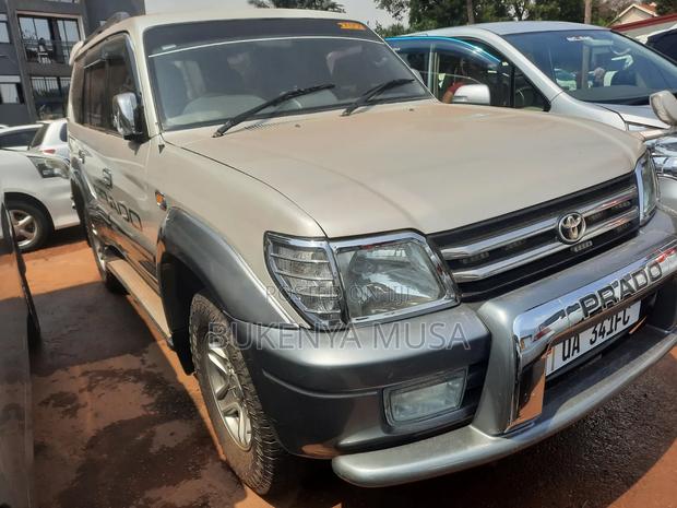 Toyota Land Cruiser Prado 2005 Silver