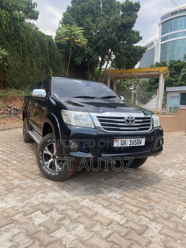 Toyota Hilux 2.7 VVT-i 4X4 SRX 2012 Gray