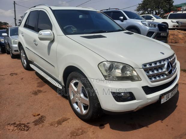 Mercedes-Benz M Class 2010 White