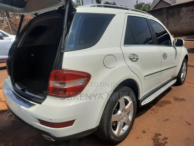 Mercedes-Benz M Class 2010 White