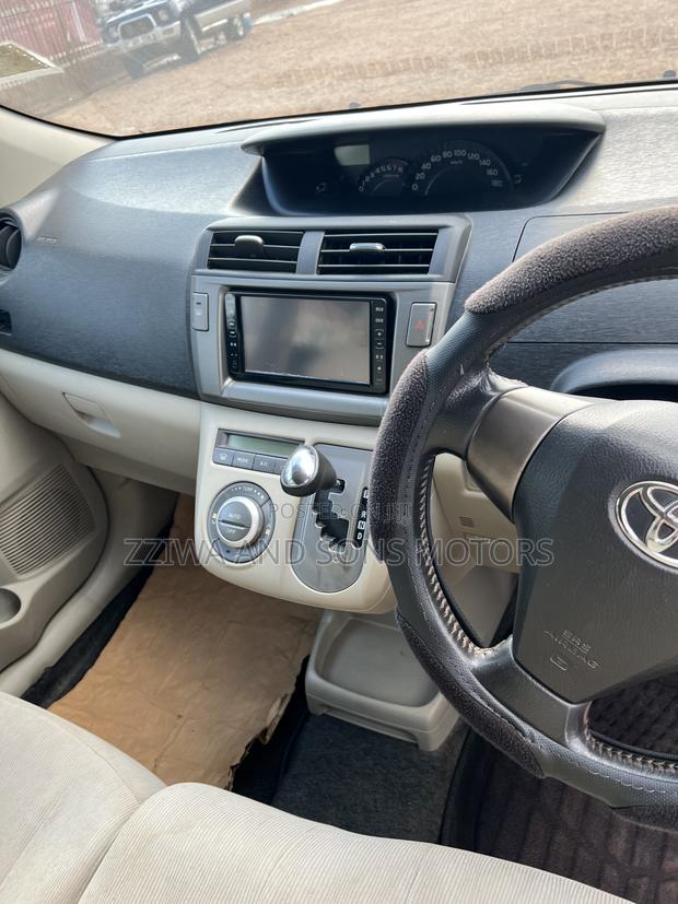 Toyota Passo 1.0 FWD 2012 White