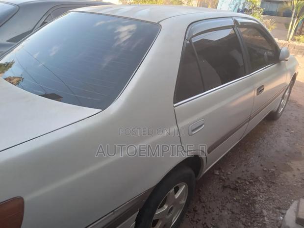 Toyota Corona Premio 1.8 FWD 1997 Silver