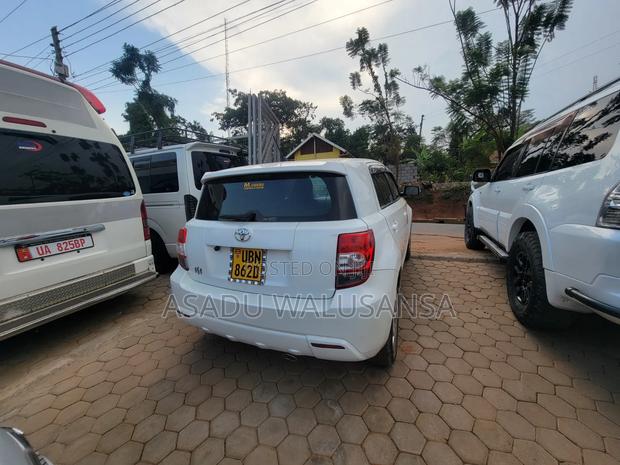 Toyota IST 2010 White
