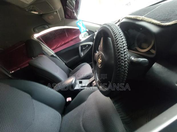 Toyota RAV4 2012 Silver