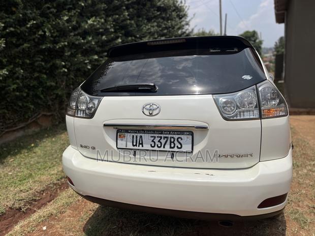 Toyota Harrier 2.4 2008 White