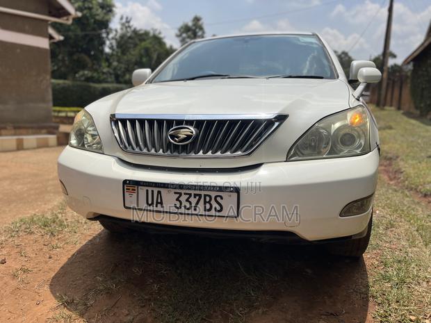 Toyota Harrier 2.4 2008 White