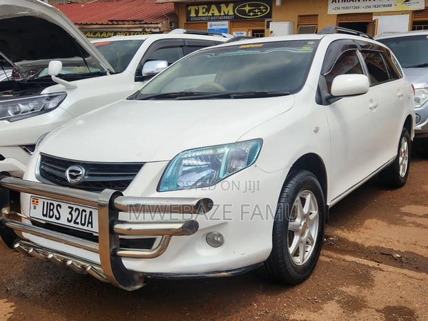 Toyota Corolla Fielder 2010 White