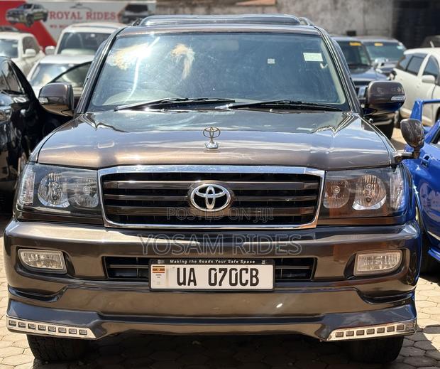 Toyota Land Cruiser Cygnus 4.7 2002 Brown
