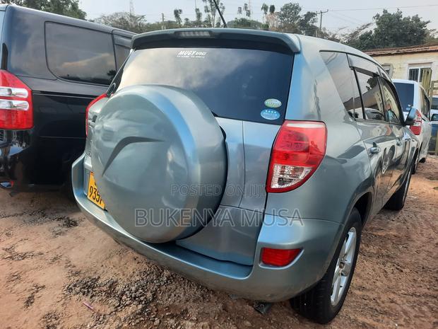 Toyota RAV4 2010 Gray