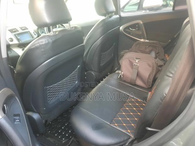 Toyota RAV4 2010 Gray
