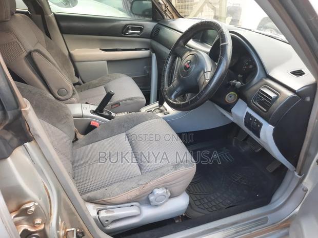 Toyota Raum 2000 White