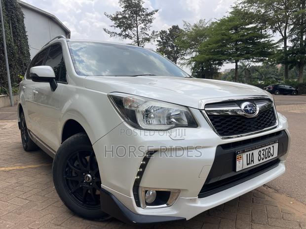 Subaru Forester 2.0XT Premium 4dr SUV AWD (2.0L 4cyl Turbo CVT) 2014