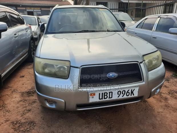 Subaru Forester 2006 Silver