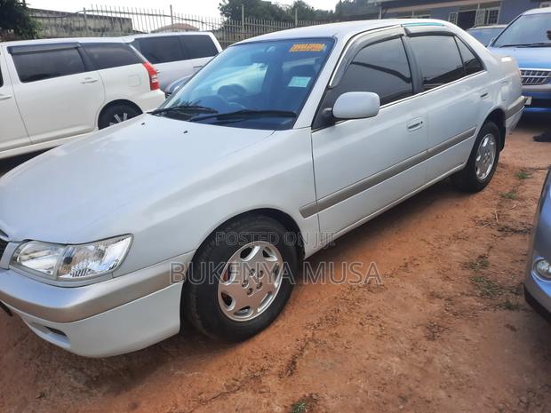Toyota Premio 2002 White