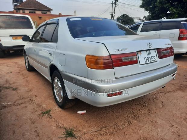 Toyota Premio 2002 White