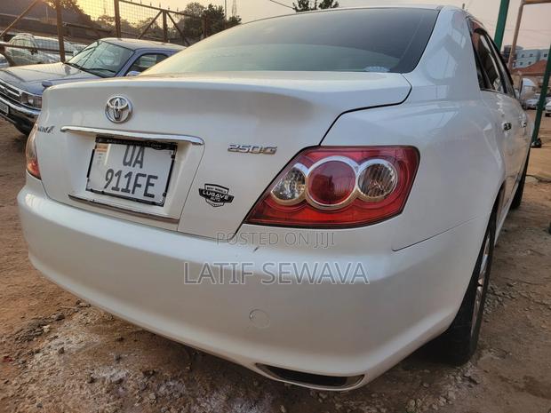 Toyota Mark X 2.5 AWD 2007 White