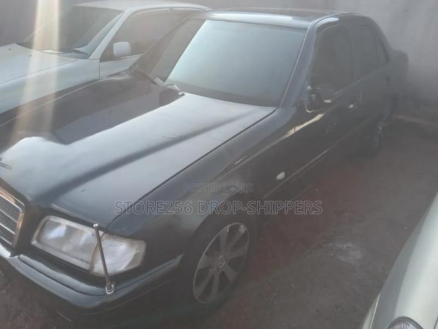 Mercedes-Benz C200 2000 Black