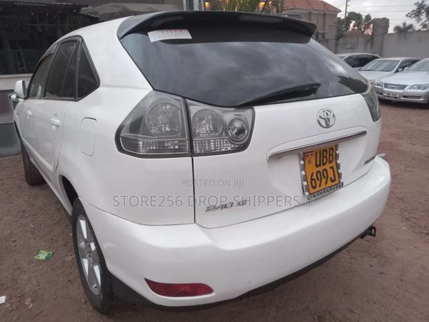 Toyota Harrier 240G 2007 White
