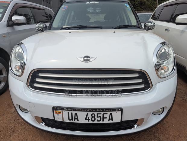 Mini Cooper 2013 White