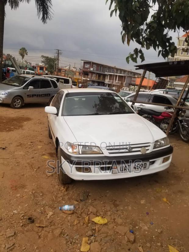 Toyota Premio 1.8 AWD 2001 White