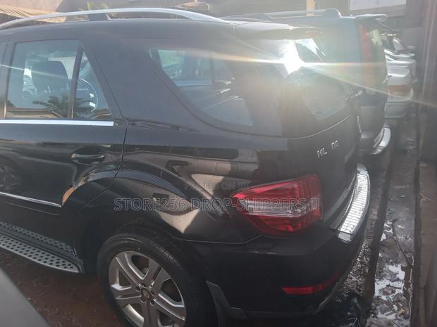 Mercedes-Benz 350D 2015 Black