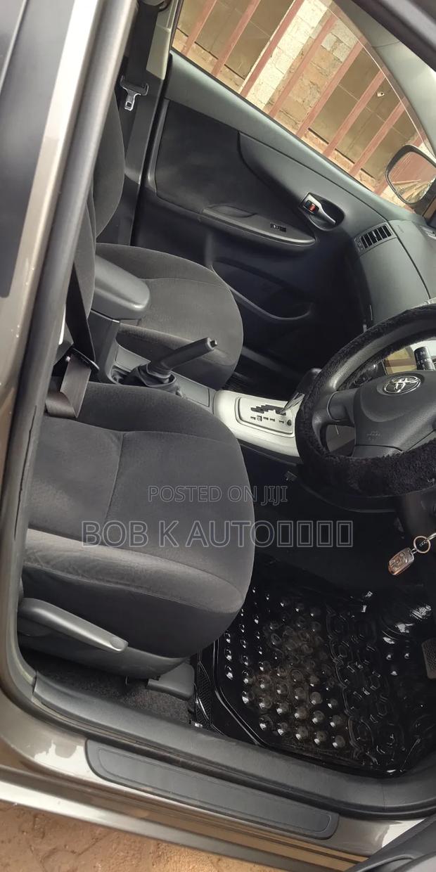 Toyota Corolla Fielder 2010 Gray