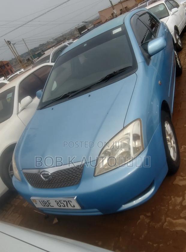 Toyota Corolla RunX 2006 Blue