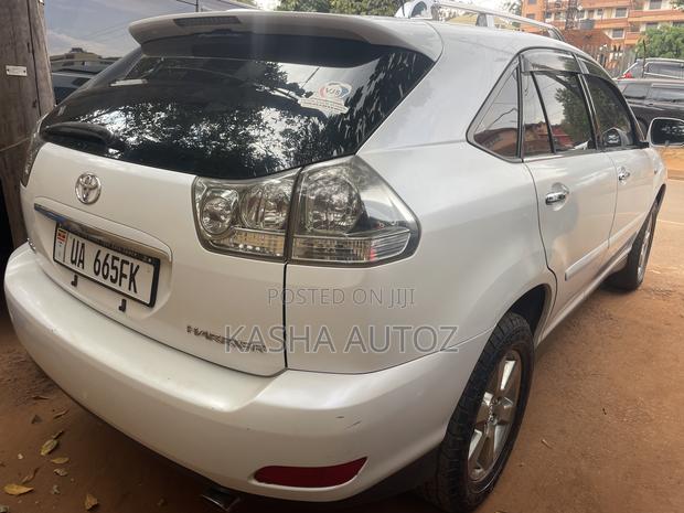 Toyota Harrier 2008 White