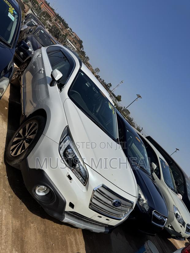 Subaru Outback 2.5i Limited AWD 2017 White