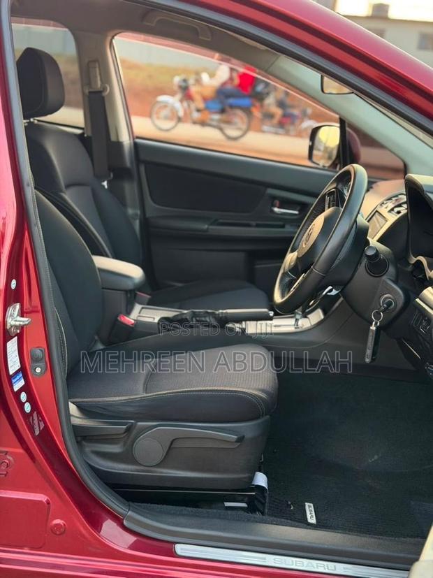 Subaru Impreza 2.0 2000 Red