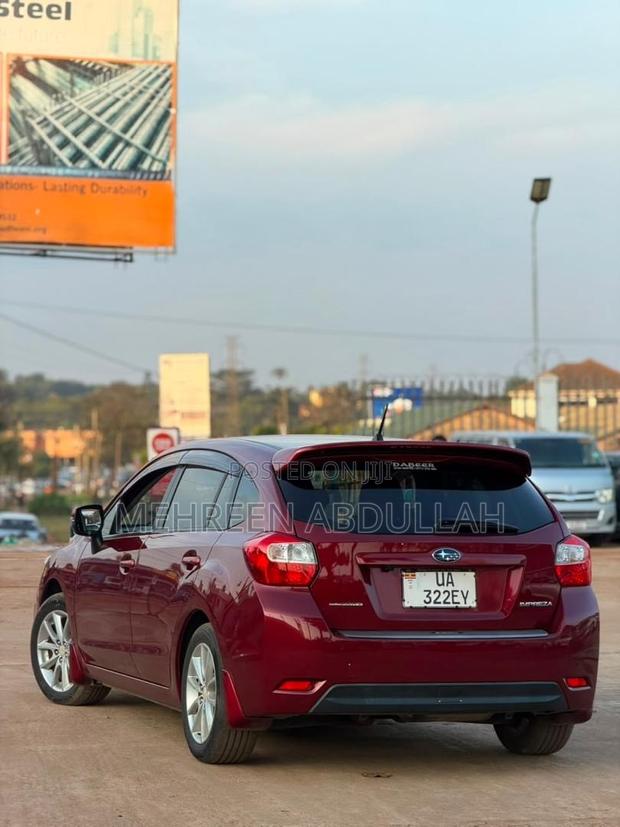 Subaru Impreza 2.0 2000 Red