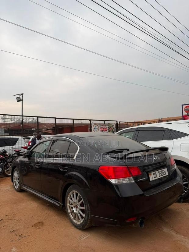 Subaru Legacy 2.0D Estate 2012 Black