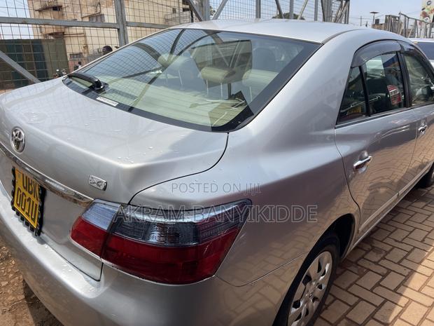 Toyota Premio 2009 Silver