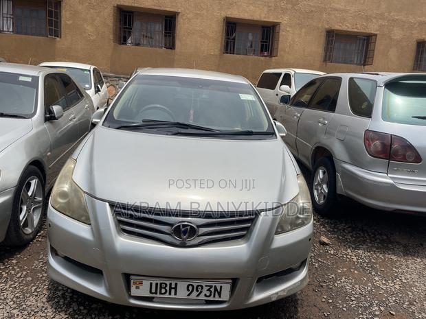 Toyota Blade 2011 Silver