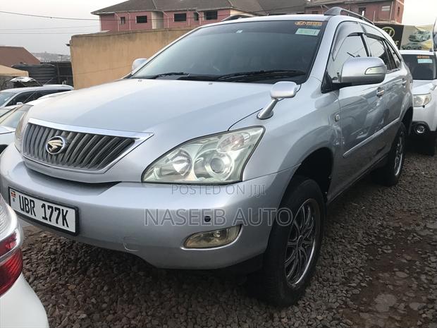 Toyota Harrier 2011 Silver