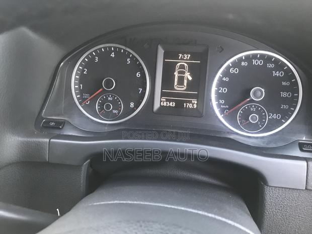 Volkswagen Tiguan 2012 Maroon