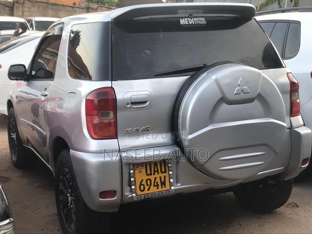 Toyota RAV4 Automatic 2003 Silver