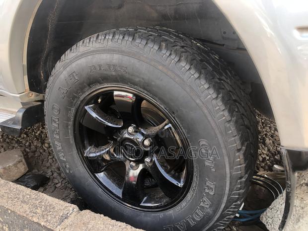 Toyota Land Cruiser Prado 1999 White