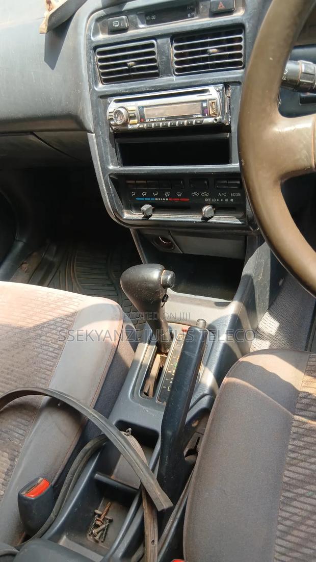 Toyota Corona 1999 Silver