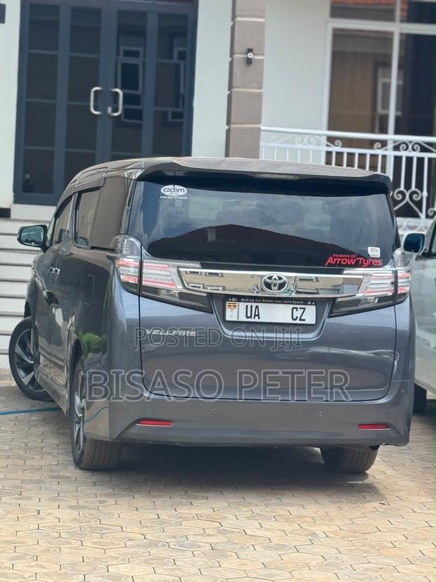 Toyota Vellfire 2015 Gray