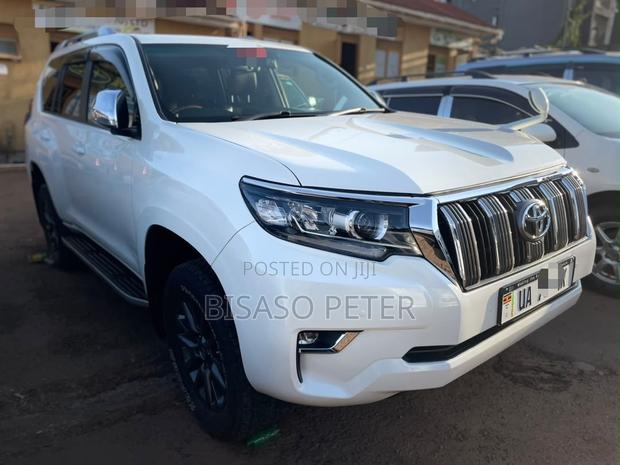 Toyota Land Cruiser Prado 2.8 D-4D 2016 White