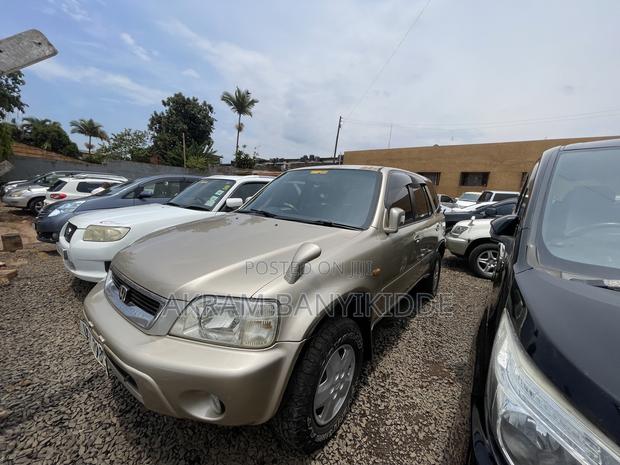 Honda CR-V 2000 Gold