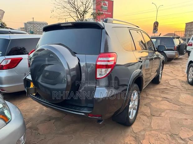 Toyota RAV4 2008 Gray