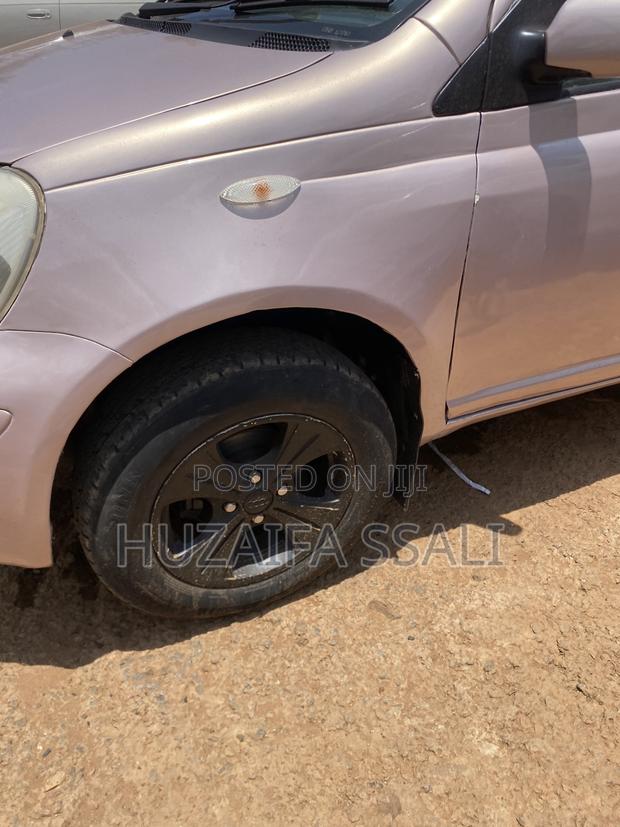 Toyota Vitz 2009 Gray