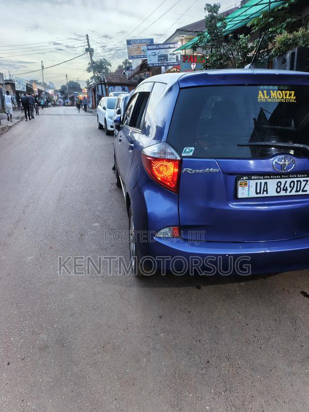 Toyota Ractis 1.5 FWD 2012 Blue