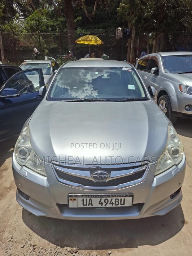 Subaru Legacy 2018 Silver