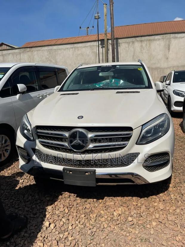 Mercedes-Benz GLE-Class GLE 350d 4MATIC 2017 White
