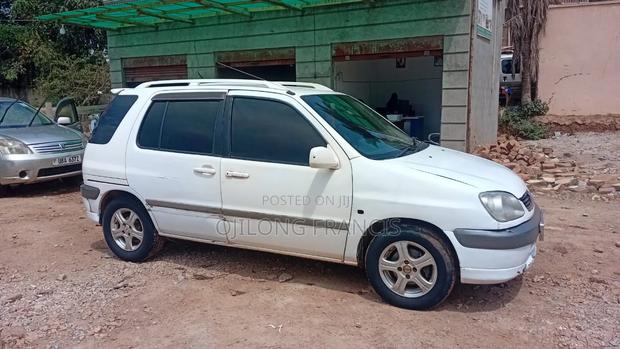 Toyota Raum 1.5 FWD 1999 White